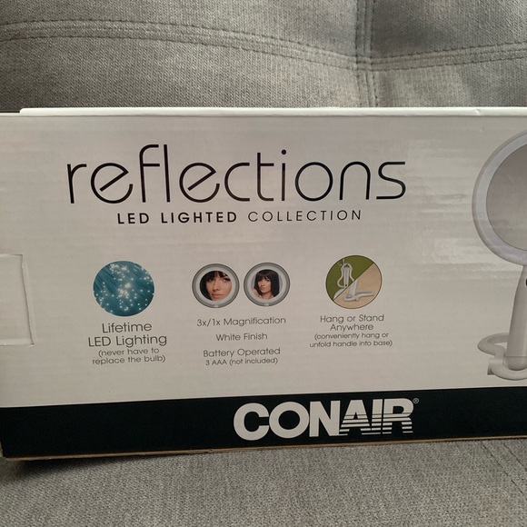 Conair Reflections LED Lighted Makeup Mirror - Picture 2 of 3